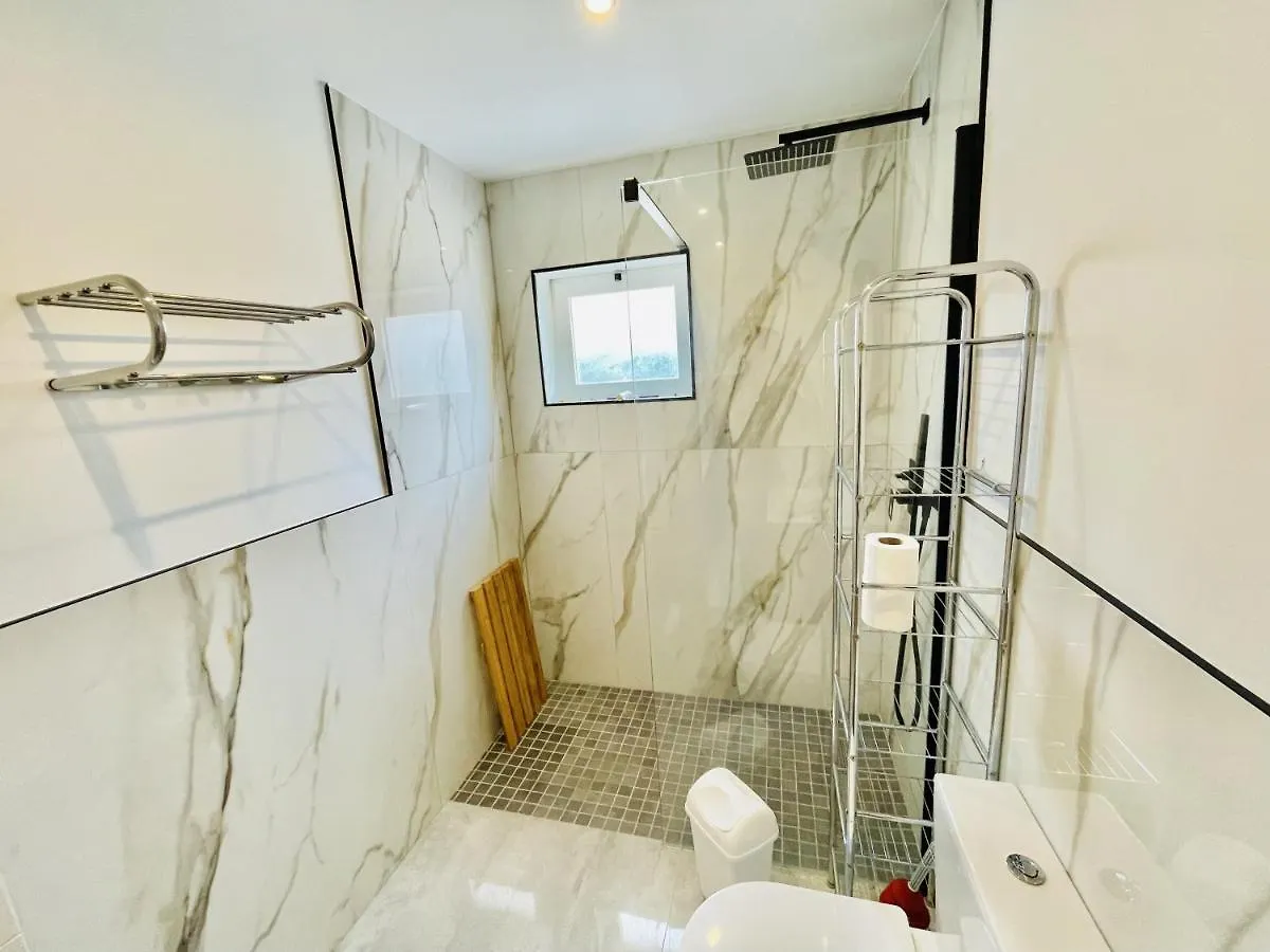 Limoeiro - Shopping Center 50M - Modern Apartment Portimao